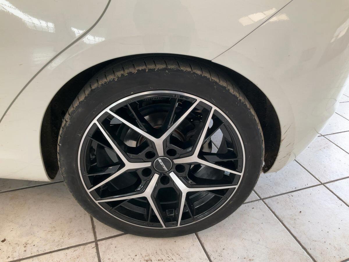 Alfa Romeo Giulietta 1.6 JTDm-2 120 CV Distinctive