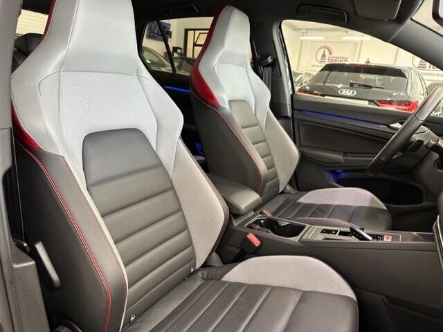 Volkswagen Golf GTI Golf 2.0 TSI GTI DSG