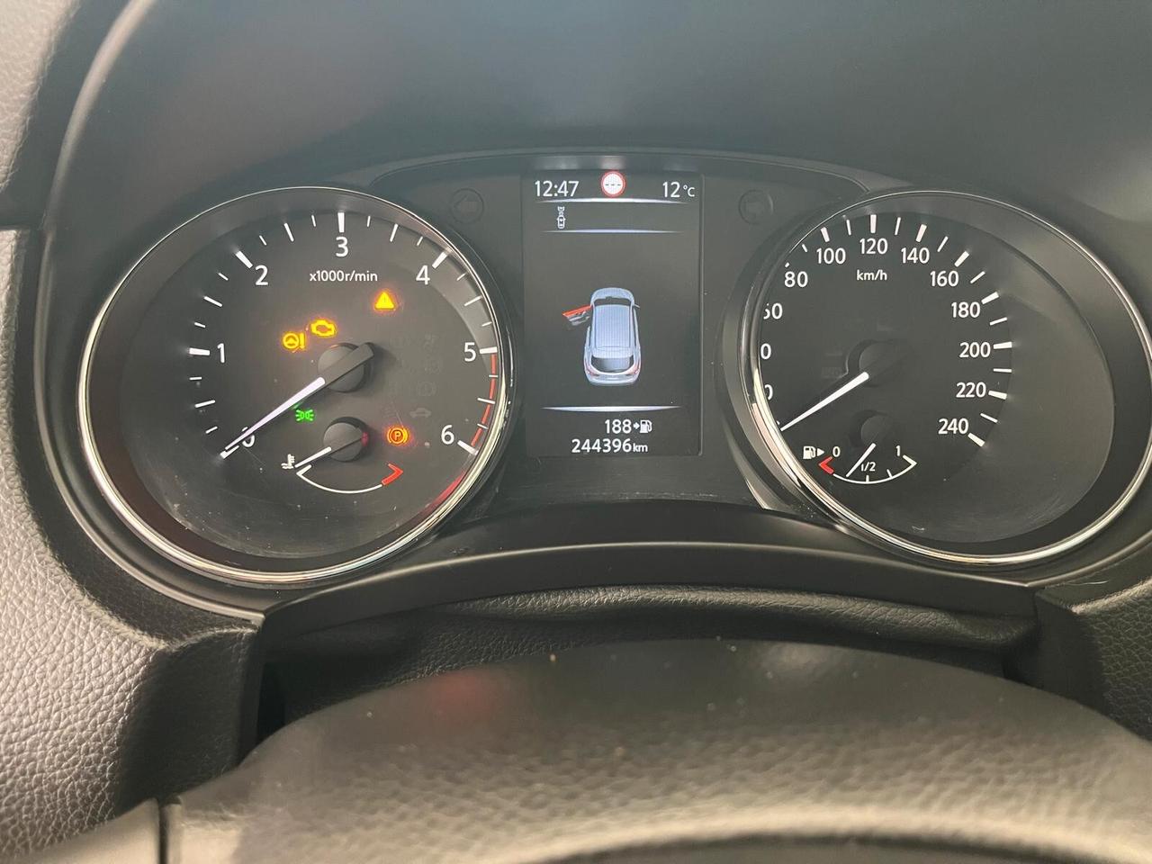 Nissan Qashqai 1.6 dCi DPF 360