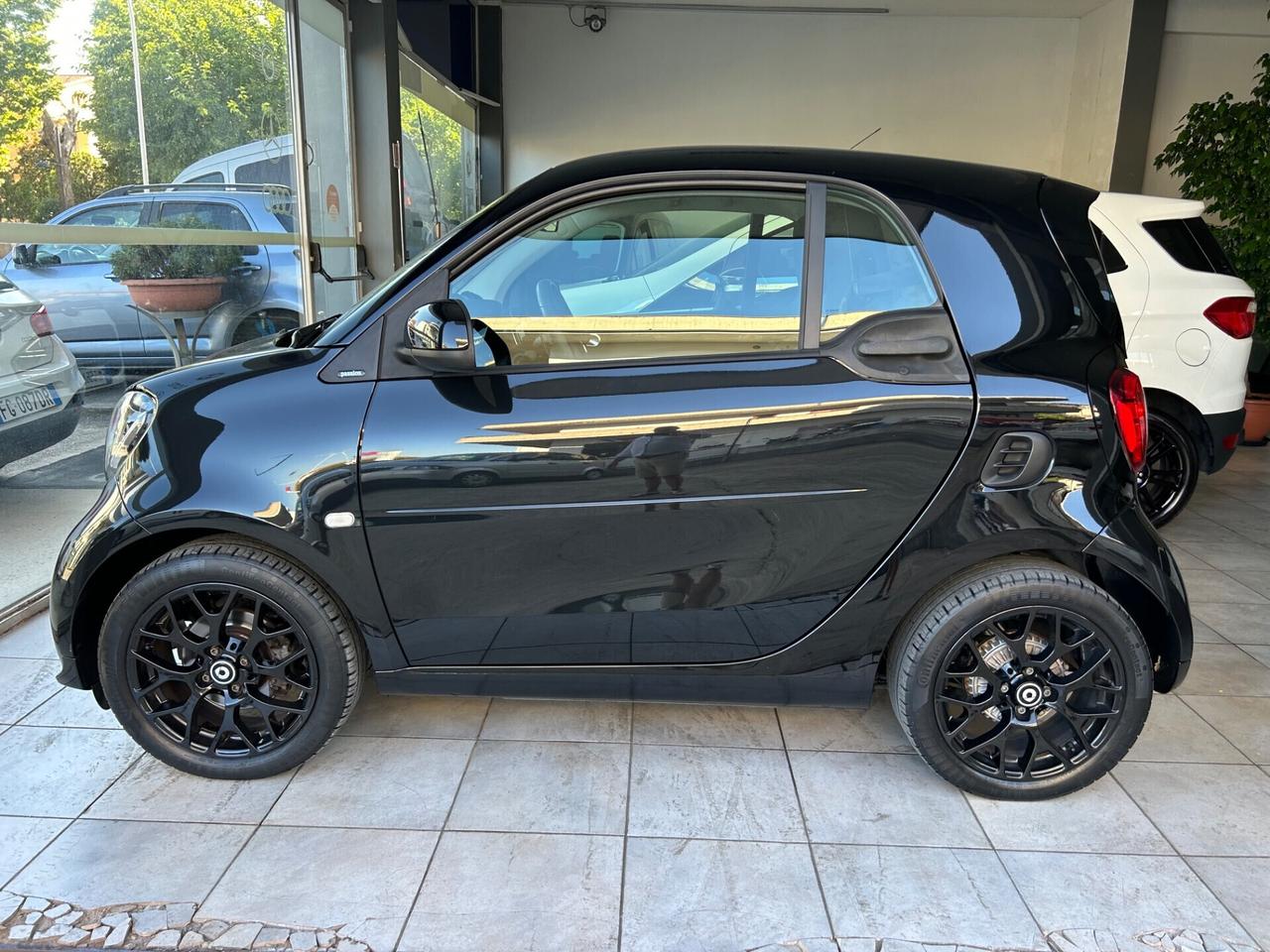 Smart ForTwo 70 1.0 Superpassion TOTAL BLACK
