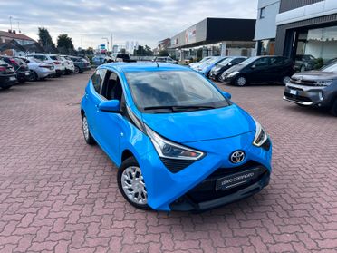Toyota Aygo Connect 1.0 VVT-i 72 CV 5 porte x-clusiv