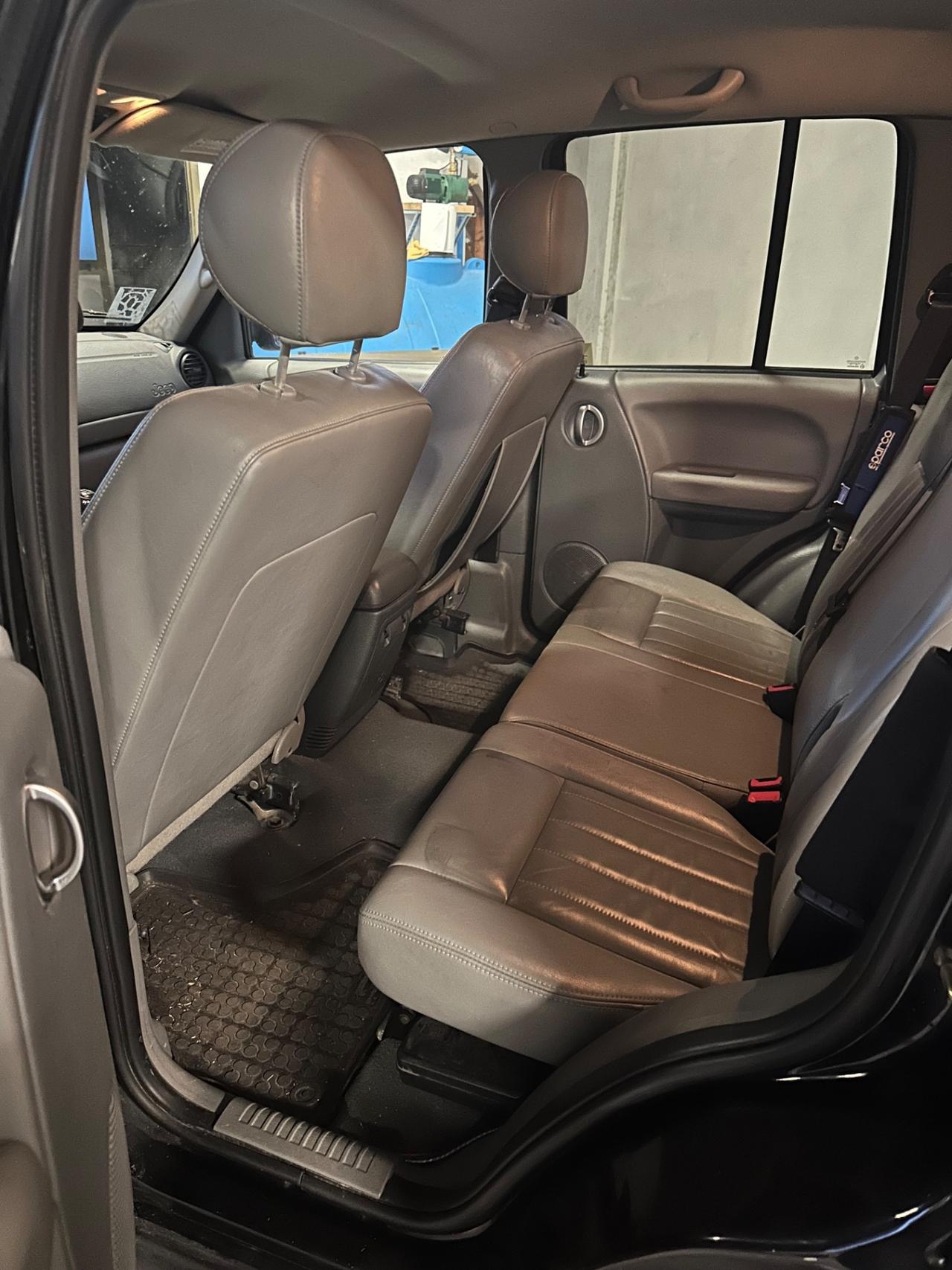 Jeep Cherokee 2.8 CRD Sport