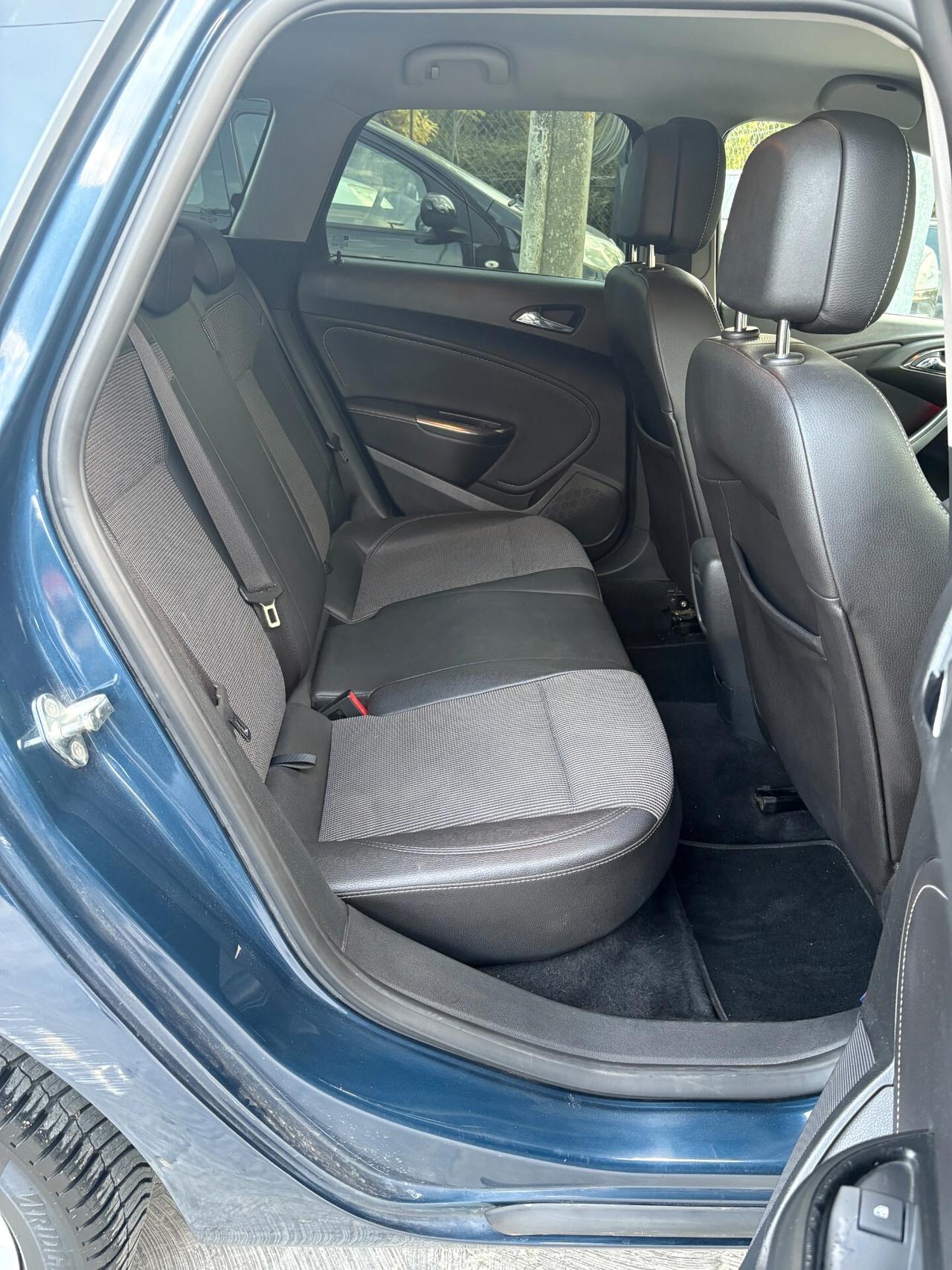 Opel Astra 2.0 CDTI 165CV 5 porte aut. Cosmo