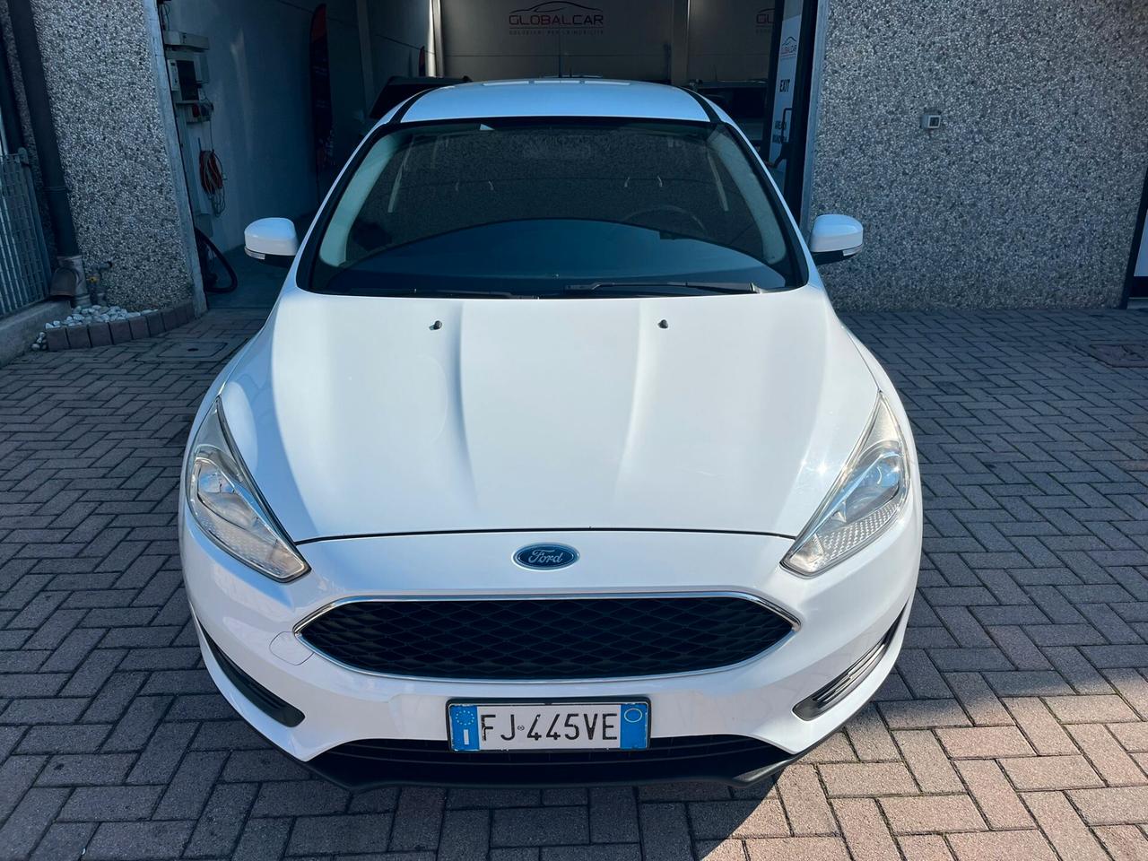 Ford Focus 1.5 TDCi 120 CV SW Business autocarro N1