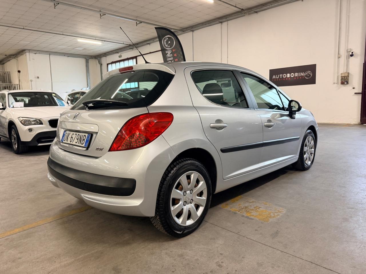 Peugeot 207 1.4 VTi 95CV 5p. X Line