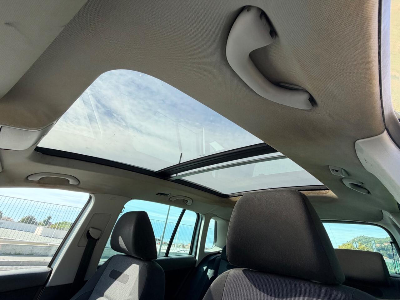 Volkswagen Tiguan 2.0 16V TDI DPF Sport & Style (18°)