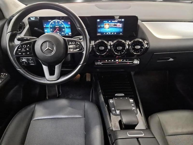MERCEDES-BENZ GLA 200 D AUTOMATIC BUSINESS 5 PORTE CROSSOVER