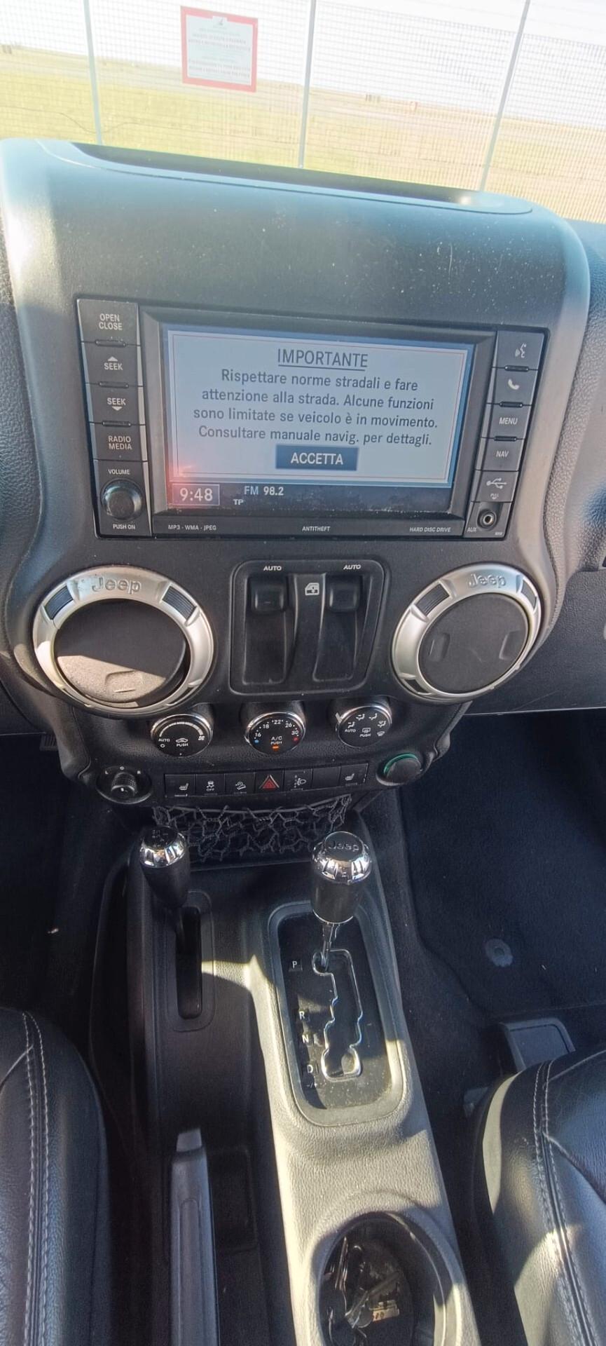 Jeep Wrangler 2.8 CRD DPF Sahara Auto