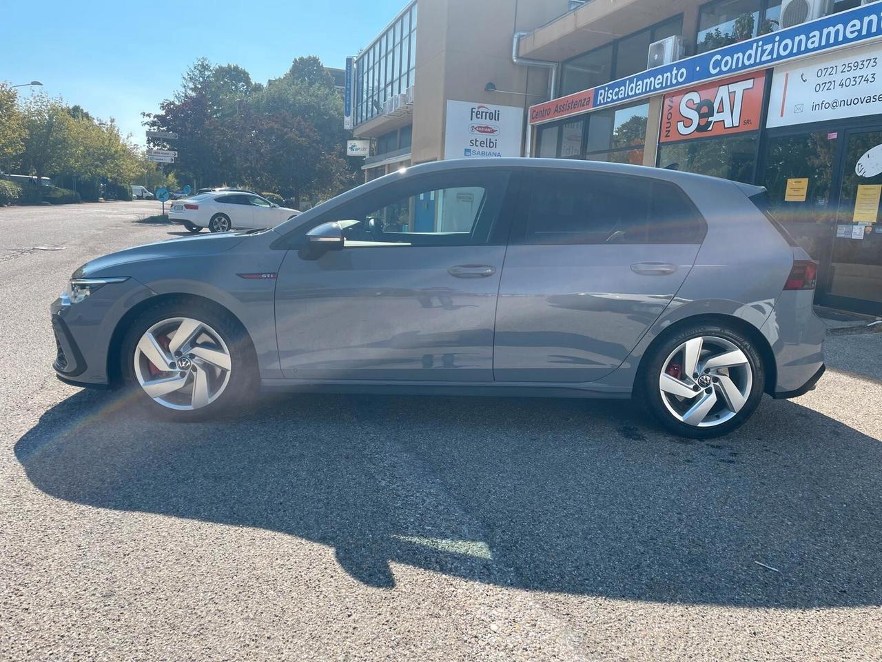 Volkswagen Golf GTI 2.0 TSI 245cv dsg 5 porte