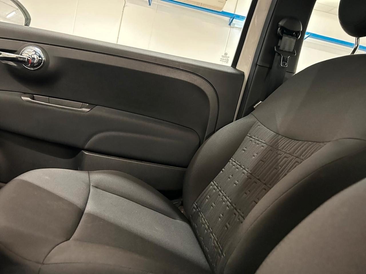 Fiat 500 DOLCEVITA 1.0 Hybrid SPOTICAR