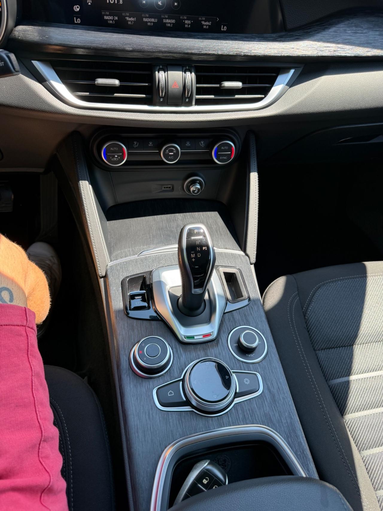 Alfa Romeo Stelvio 2.2 Turbodiesel 190 CV anno 2021 uni proprietario