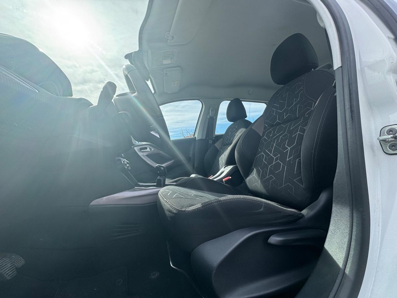 Peugeot 2008 PureTech 82 S&S Active