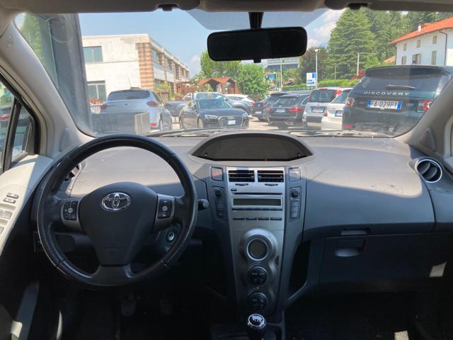 TOYOTA Yaris 1.3 5 porte Sol