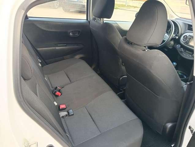 Toyota Yaris hybrid 5p 1.5h Lounge AUTOMATICA X NEOP.