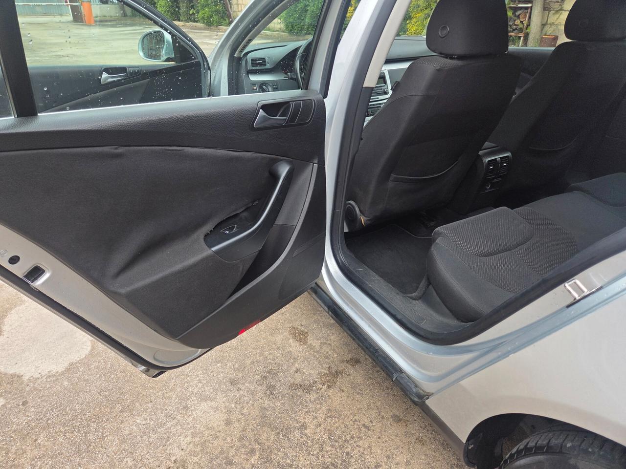 Volkswagen Passat 1.4 16V TSI Comf. EcoFuel DSG