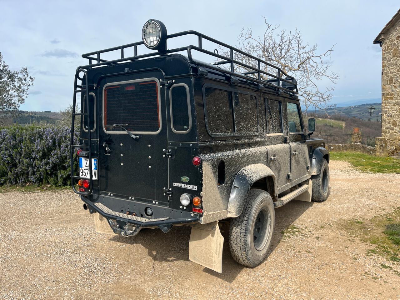 Land Rover Defender 90 2.4 TD4 Station Wagon SE