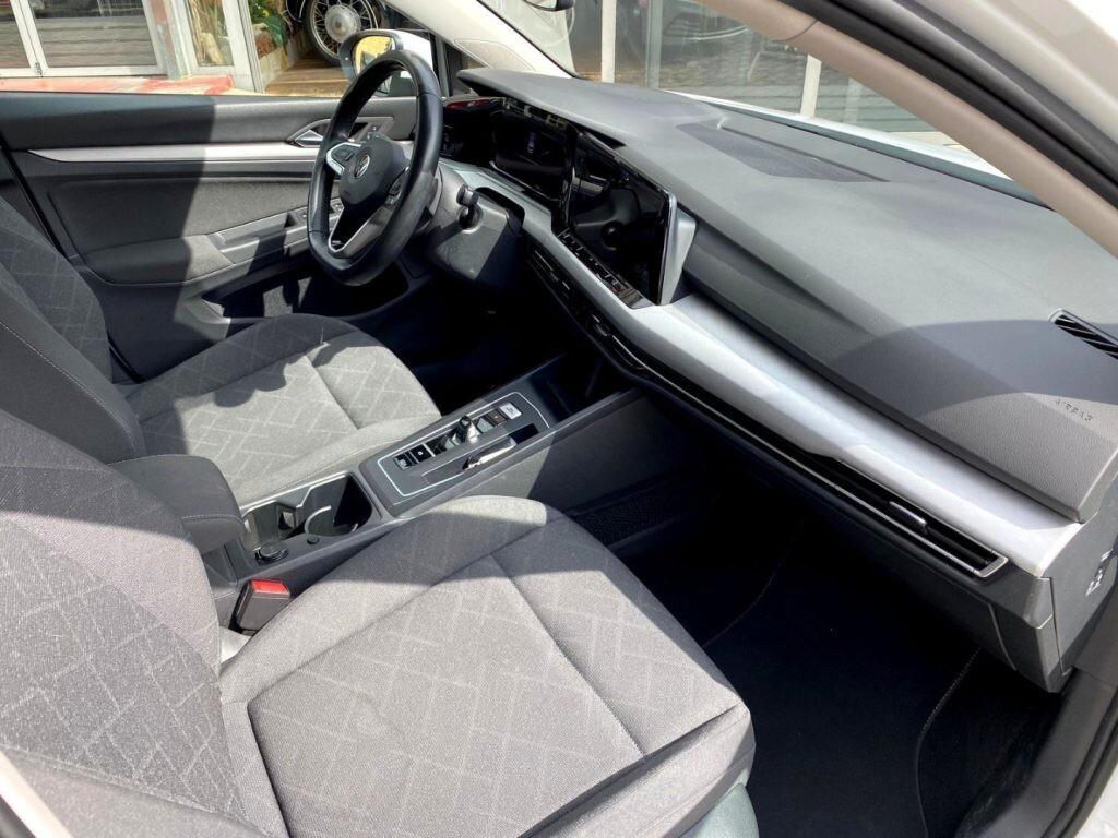 VOLKSWAGEN Golf 1.0 eTSI EVO DSG Life