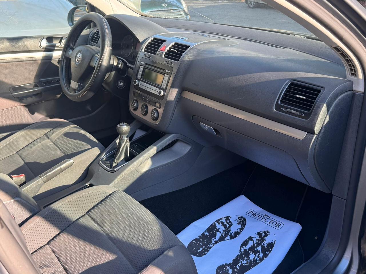 Volkswagen Golf 1.6 5p. Comfortline GARANZIA 1 ANNO