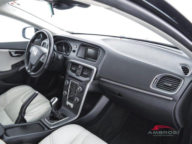 VOLVO V40 D2 1.6 Business Edition