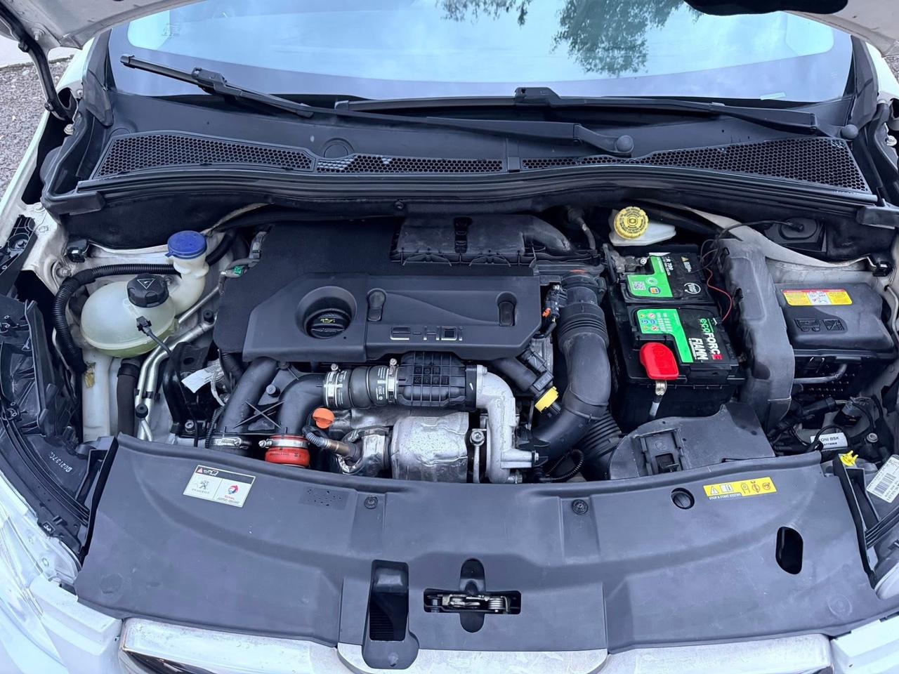 Peugeot 2008 1.6 e-HDi 92 CV Stop&Start Active