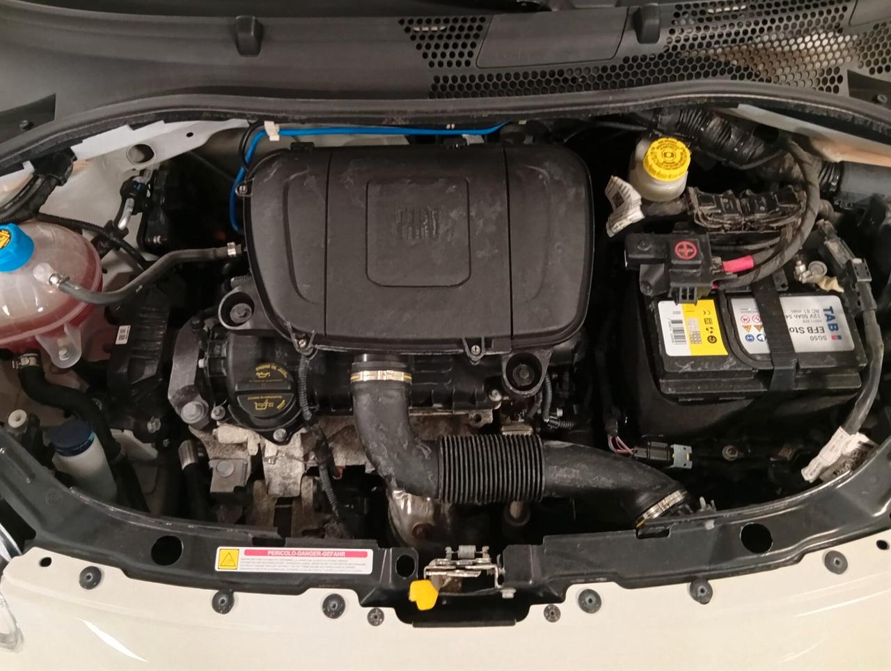 Fiat 500 1.0 Hybrid Red