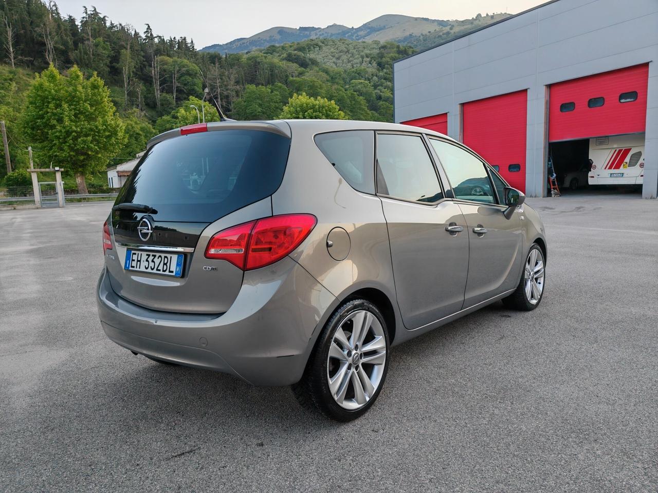 Opel Meriva 1.7 CDTI 110CV b-color Panoramic
