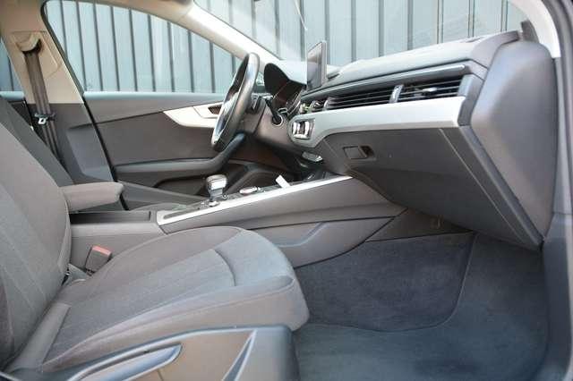 Audi A4 Avant 35 2.0 tdi Design 150cv s-tronic