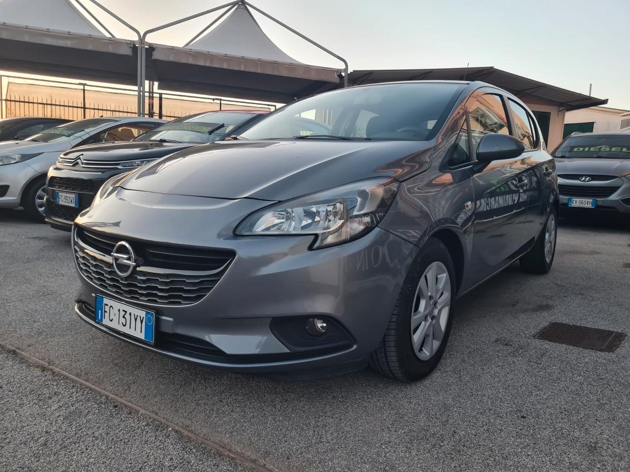 Opel Corsa 1.2 5 porte