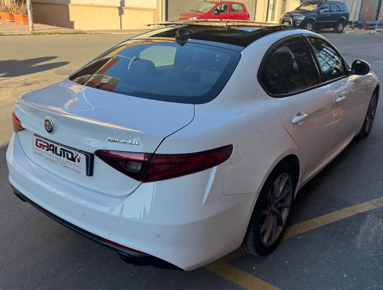 Alfa Romeo Giulia 2.2d 190 CV AT8 TI