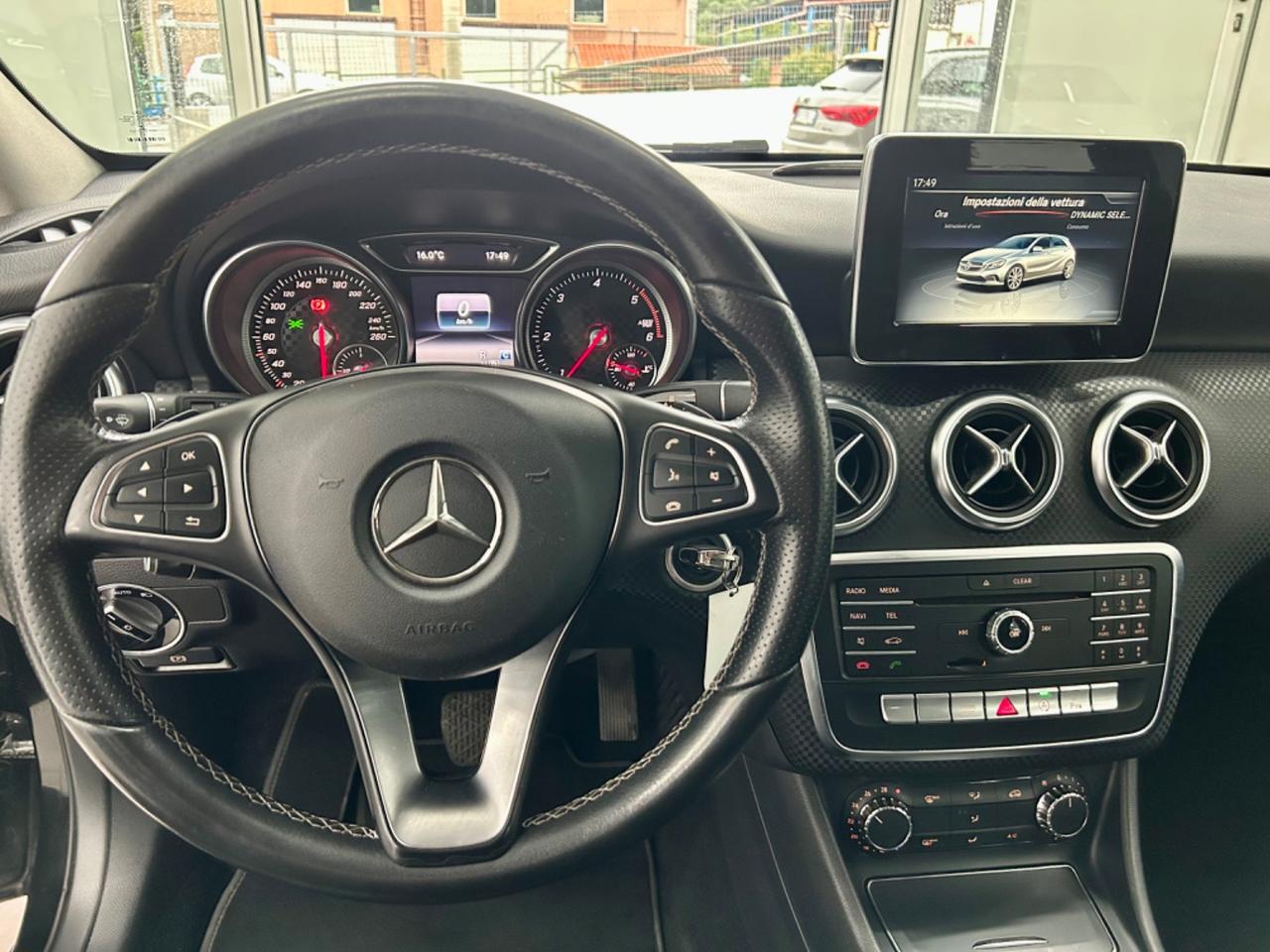 Mercedes CLASSE A Sport 2018 finanziabile