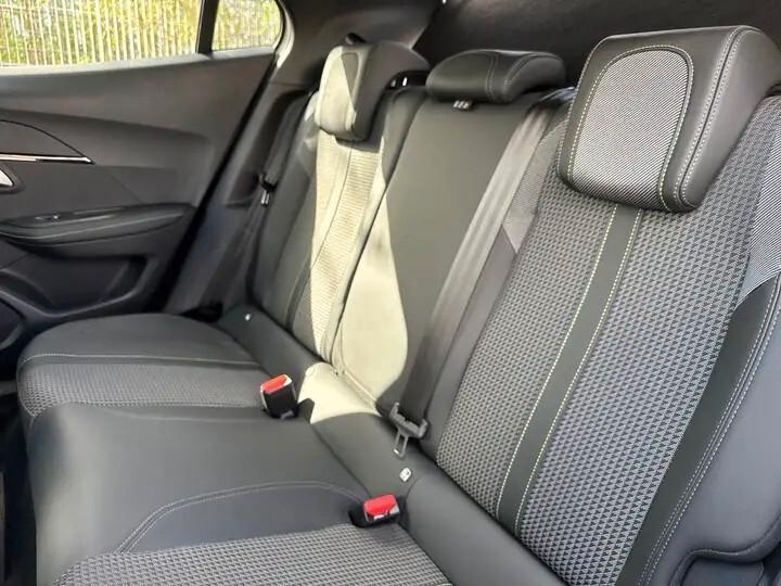 Peugeot 2008 PureTech 130 S&S GT