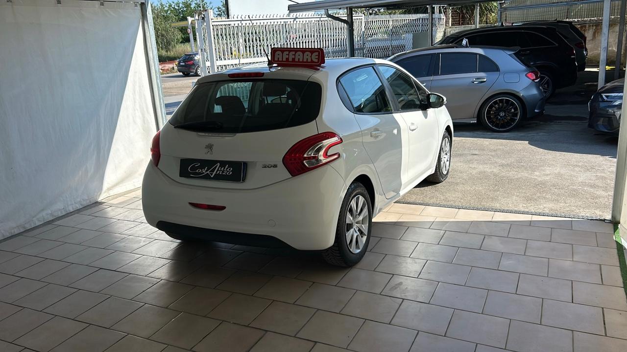 Peugeot 208 1.4 HDi AUTOCARRO 5 POSTI 2013