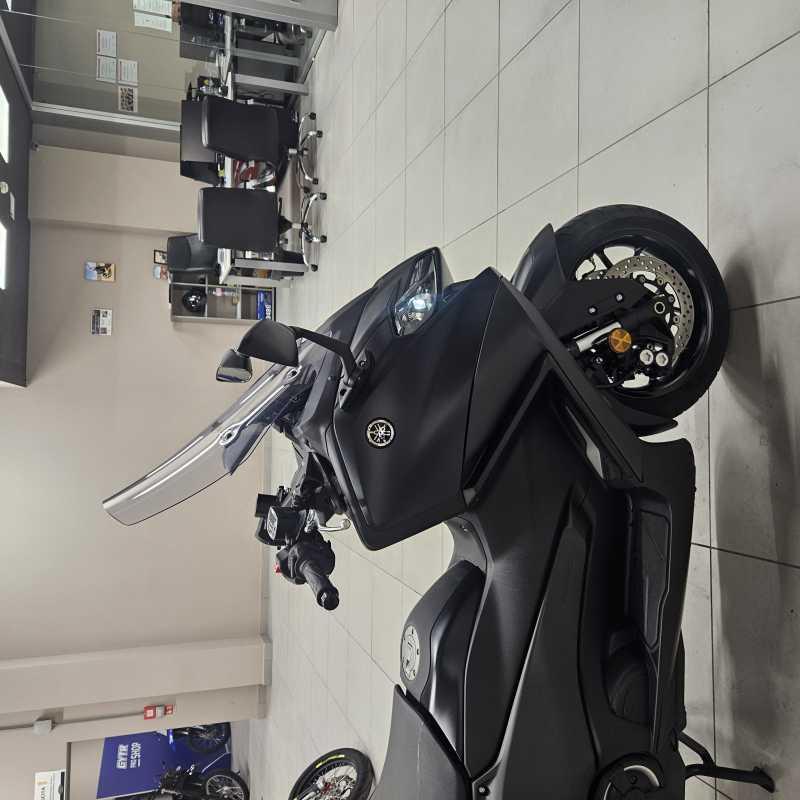 Yamaha T-Max 560 - 2024