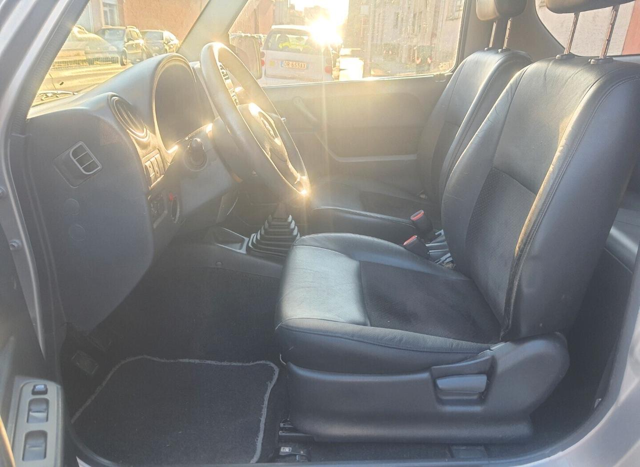 SUZUKI Jimny JLX+ 1.500 DDiS 86cv 4WD