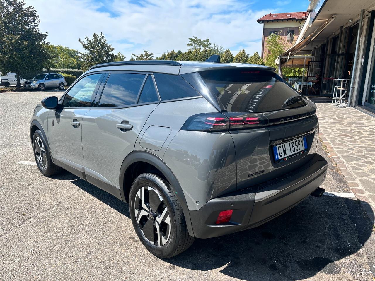 Peugeot 2008 PureTech 100 S&S Allure