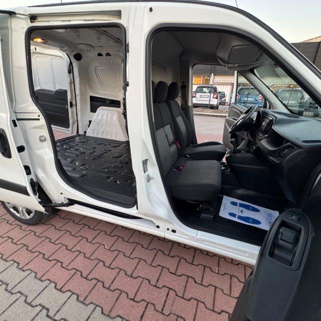FIAT Doblo 1.6 Mjet 105cv PC-TN CARGO LOUNGE 3 POSTI