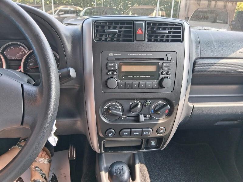 Suzuki Jimny 1.3 4WD Evolution Plus