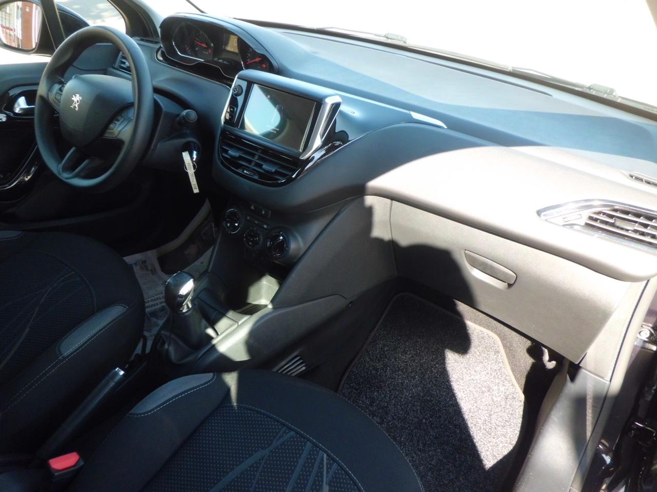 Peugeot 208 1.4 HDi 68 CV 5 porte Allure