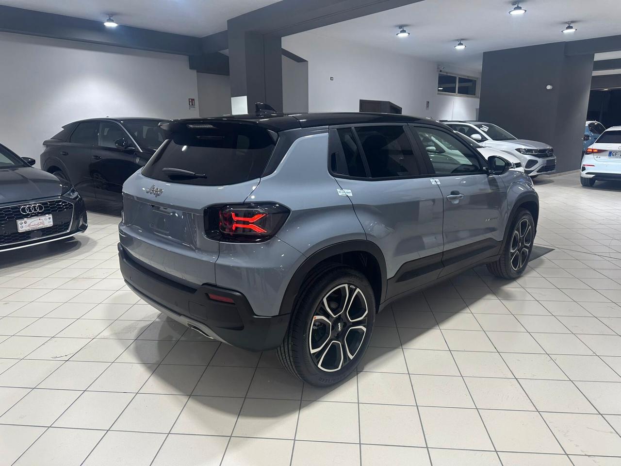Jeep Avenger 1.2 Turbo 100 CV Summit
