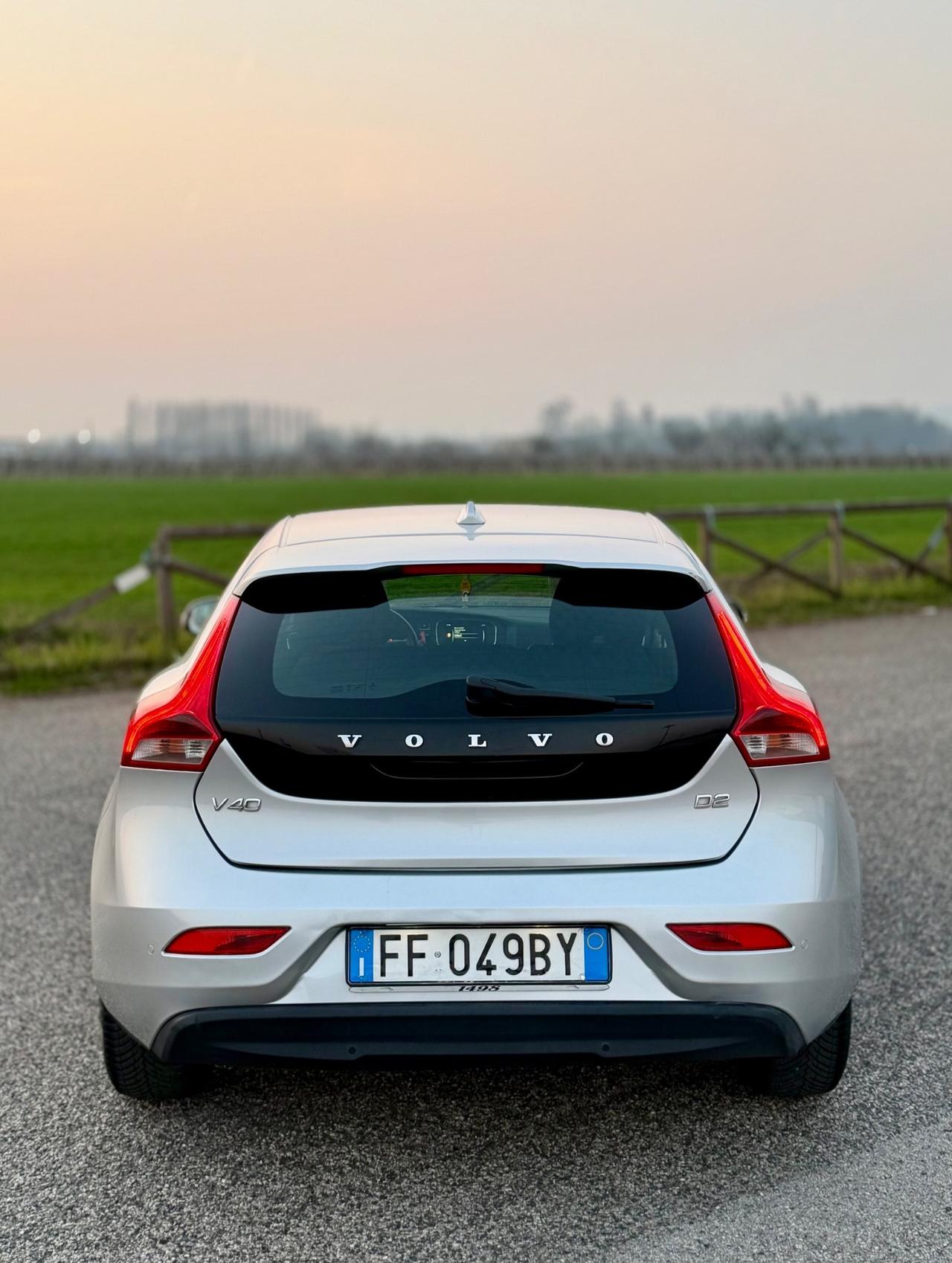 Volvo V40 D2 Geartronic Kinetic N1