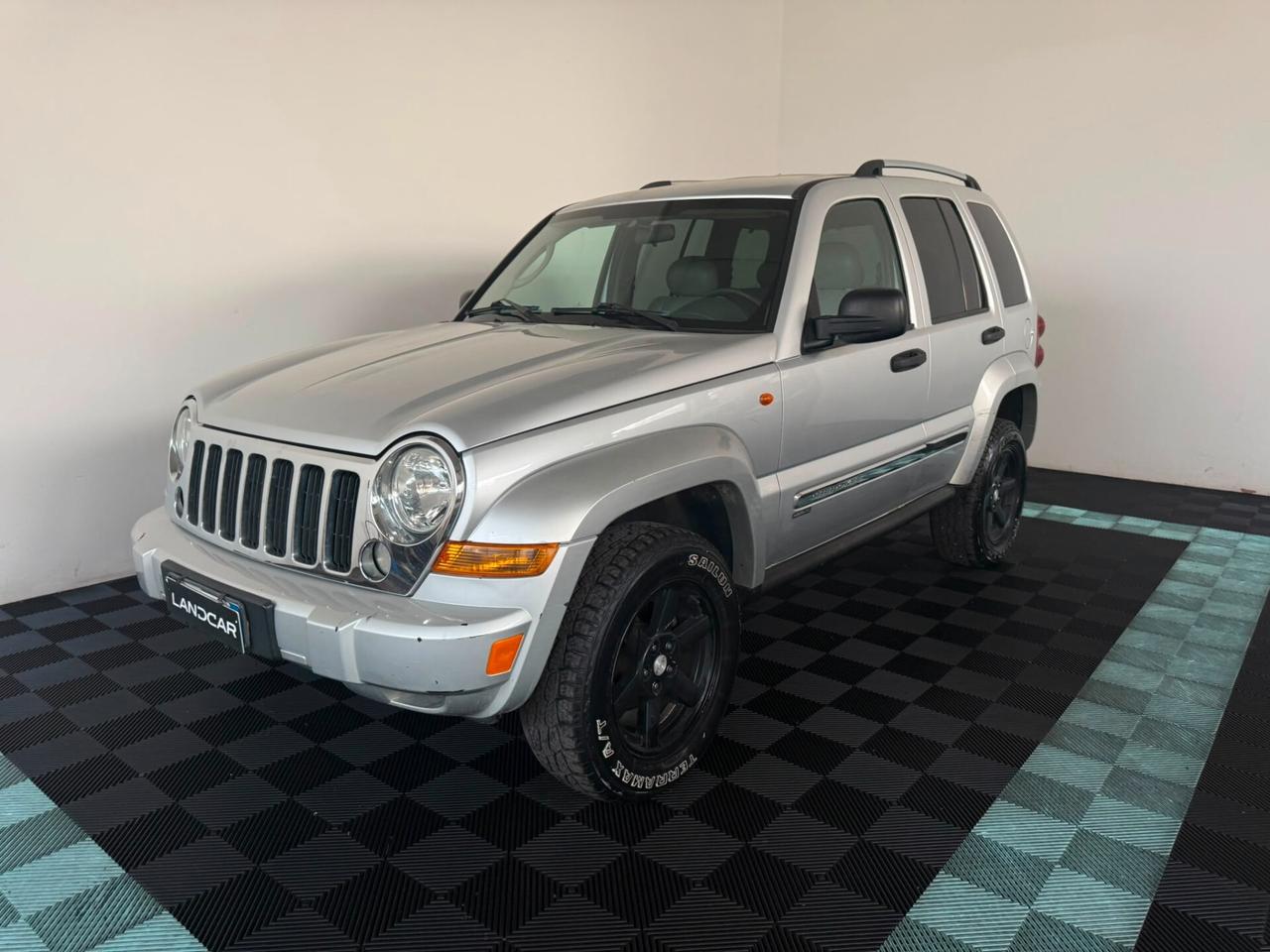 JEEP CHEROKEE 2.8 CRD AUTOM. LIMITED