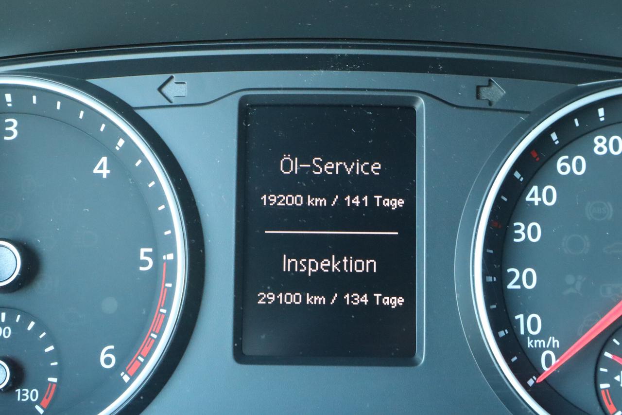 Volkswagen Multivan 2.0 TDI 150CV DSG 7POSTI PELLE GANCIO 2x PORTE SCORREVOLI