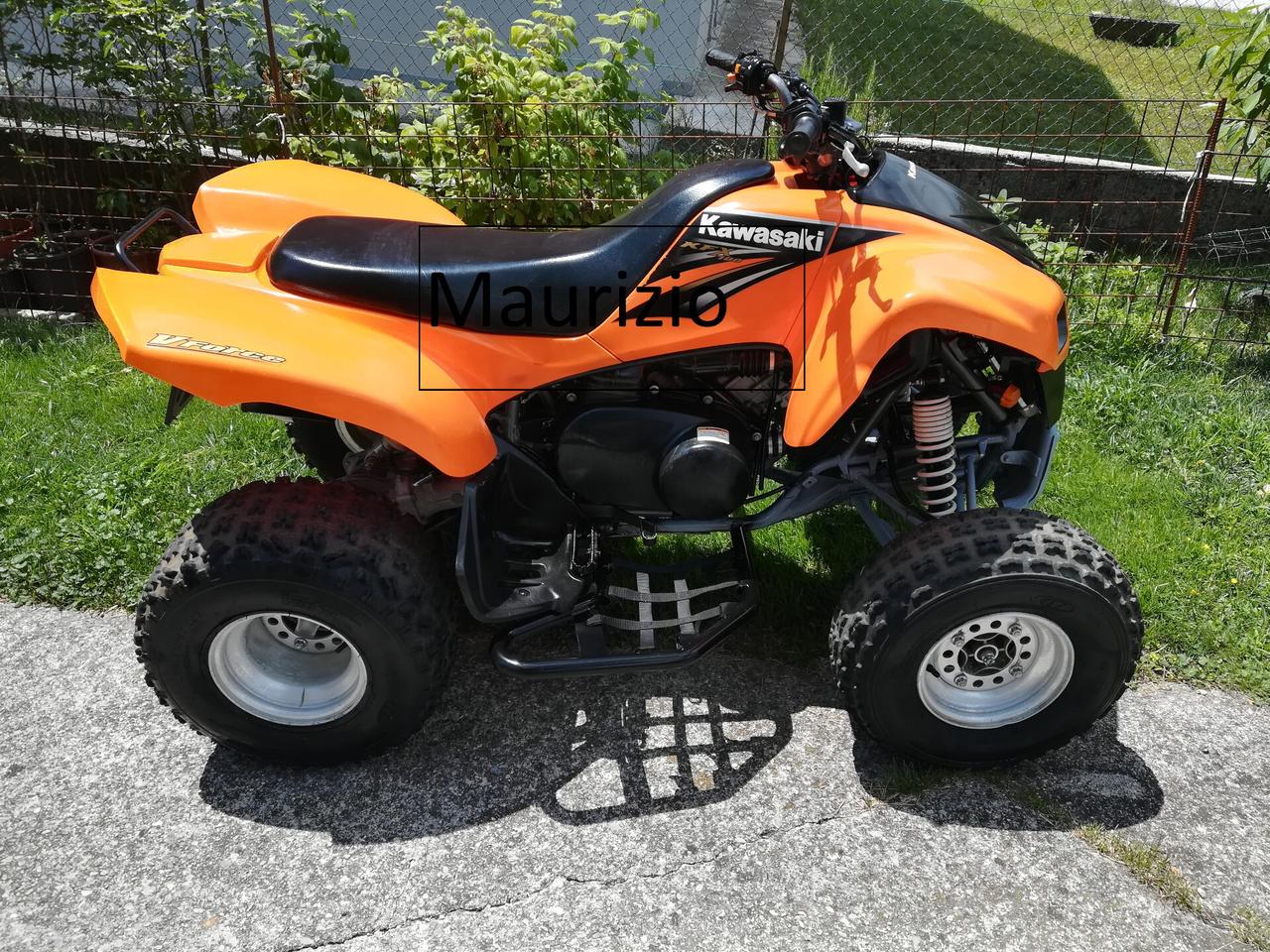 Kawasaki KFX 700 automatico con retro patente b
