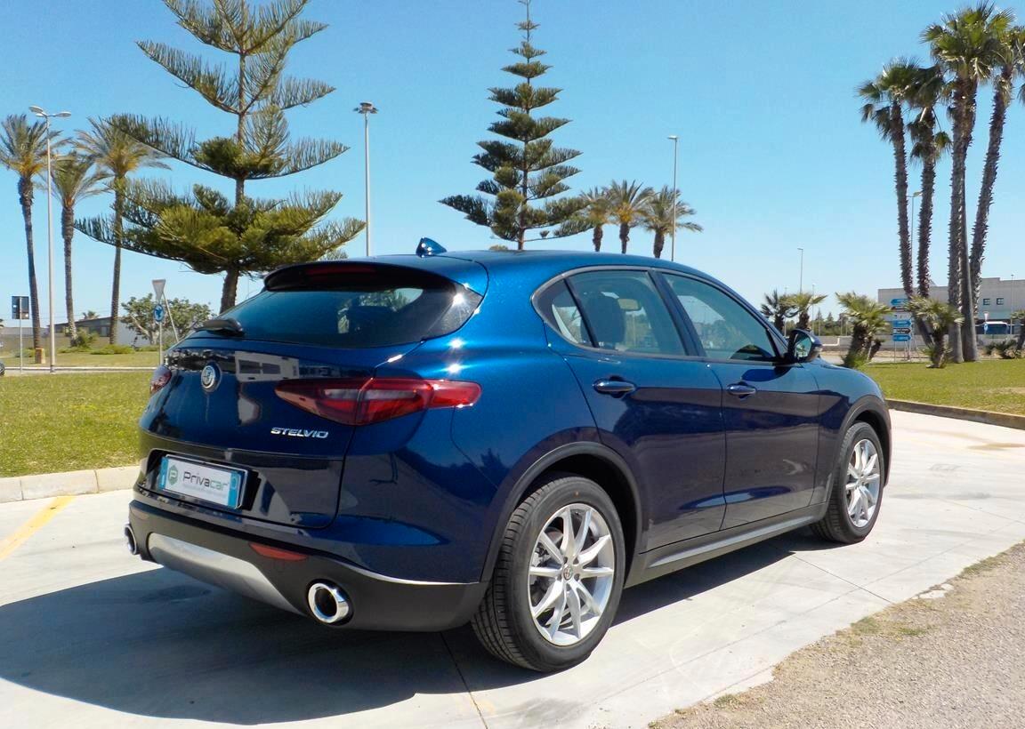 Alfa Romeo Stelvio 2.2 Turbodiesel 190 CV AT8 Q4 Business