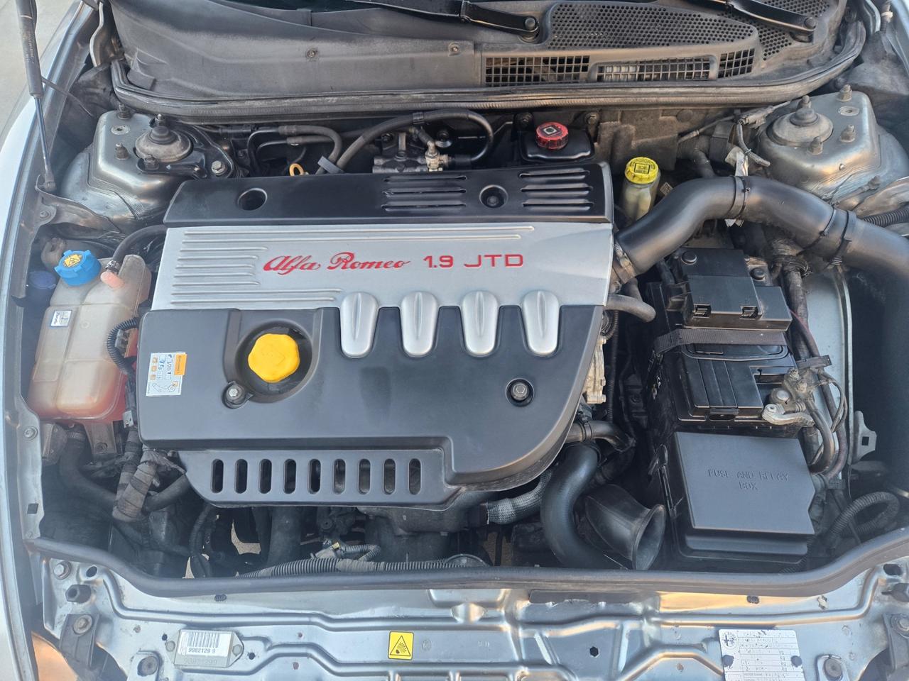 Alfa Romeo 147 5p 1.9 jtd Murphy&Nye 120cv