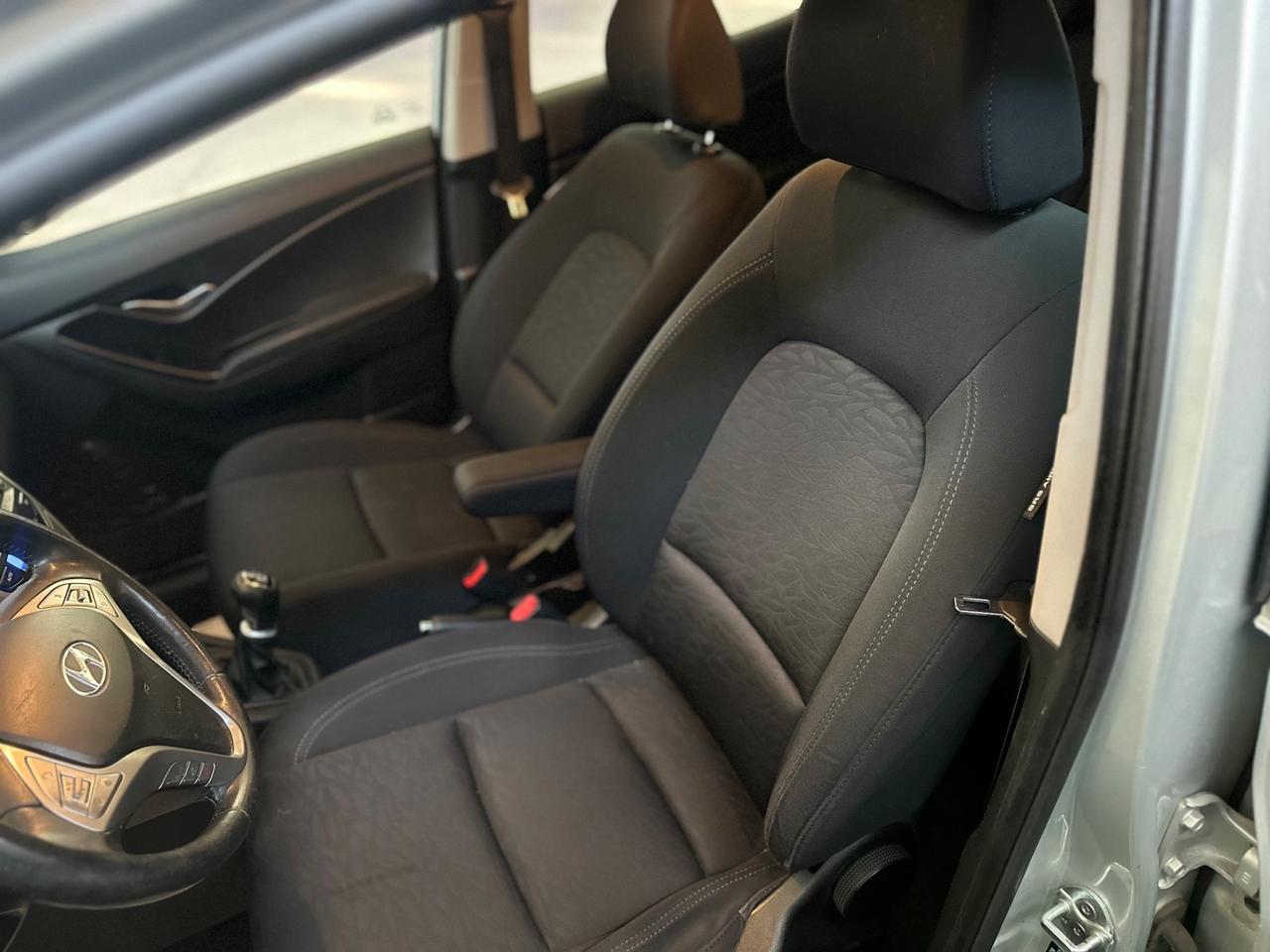 Hyundai iX20 1.6 125 CV Comfort/ok neopatentati benzina