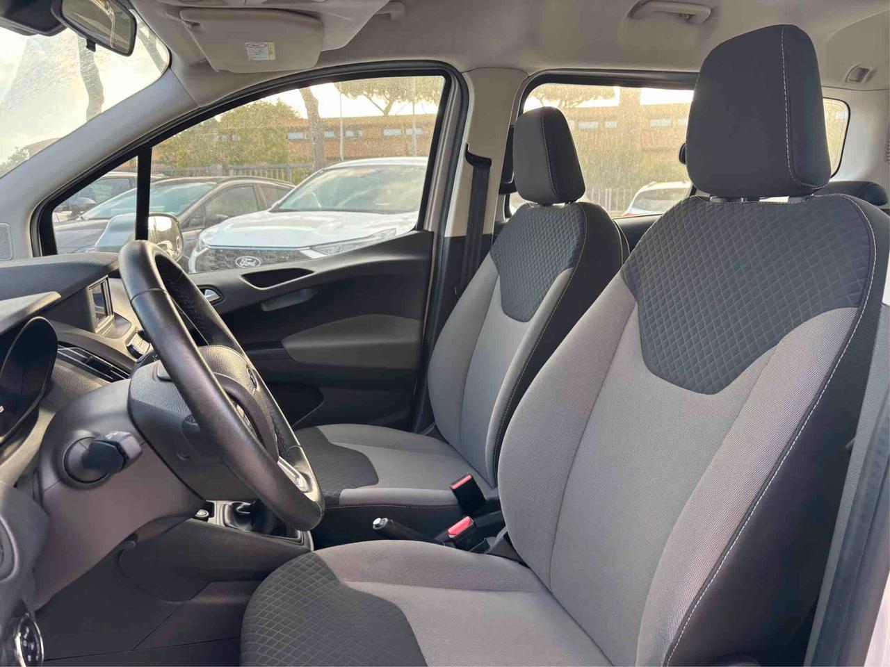 Ford Tourneo Courier 1.0 EcoBoost 100 CV S&S Plus