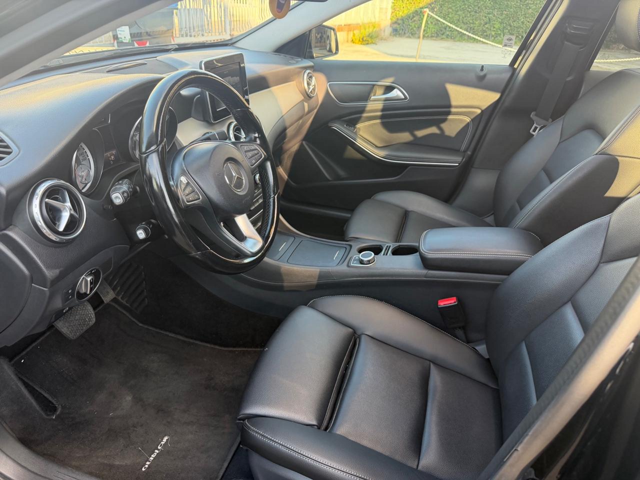 Mercedes-benz GLA 200 d Automatic Enduro Activity