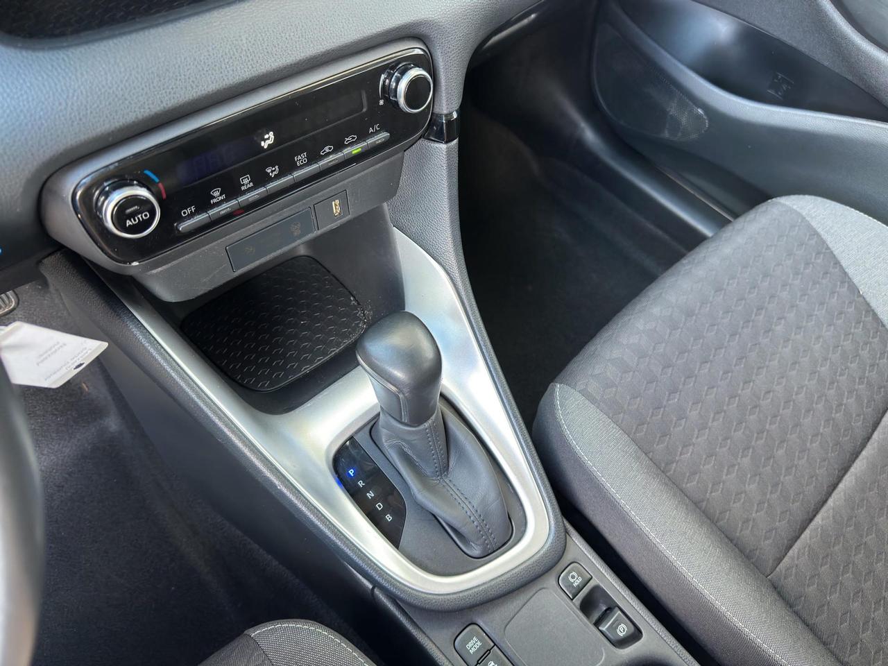 Toyota Yaris 1.5h Active