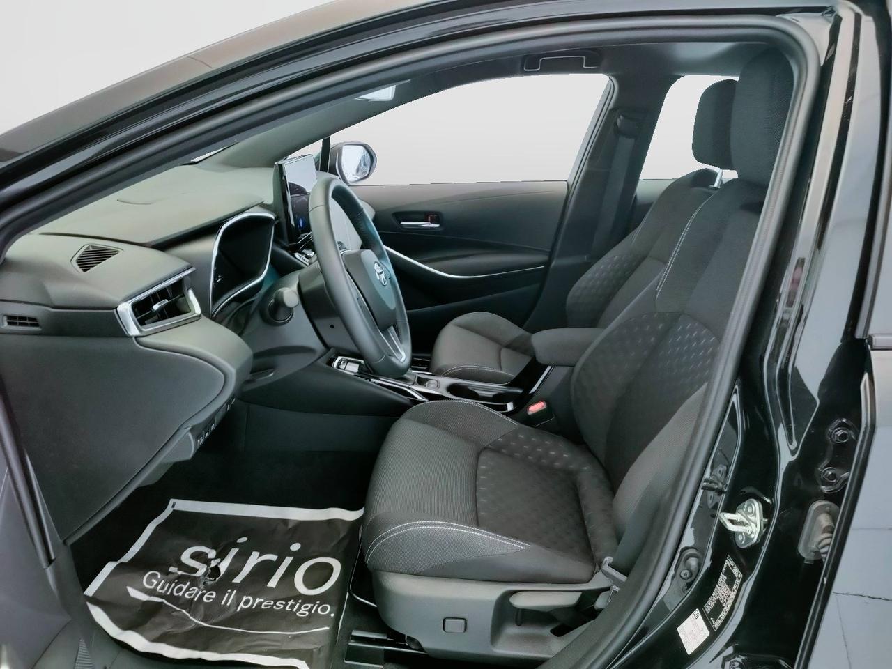 TOYOTA Corolla XII 2023 Touring Sports - Corolla Touring Sports 1.8h Active auto